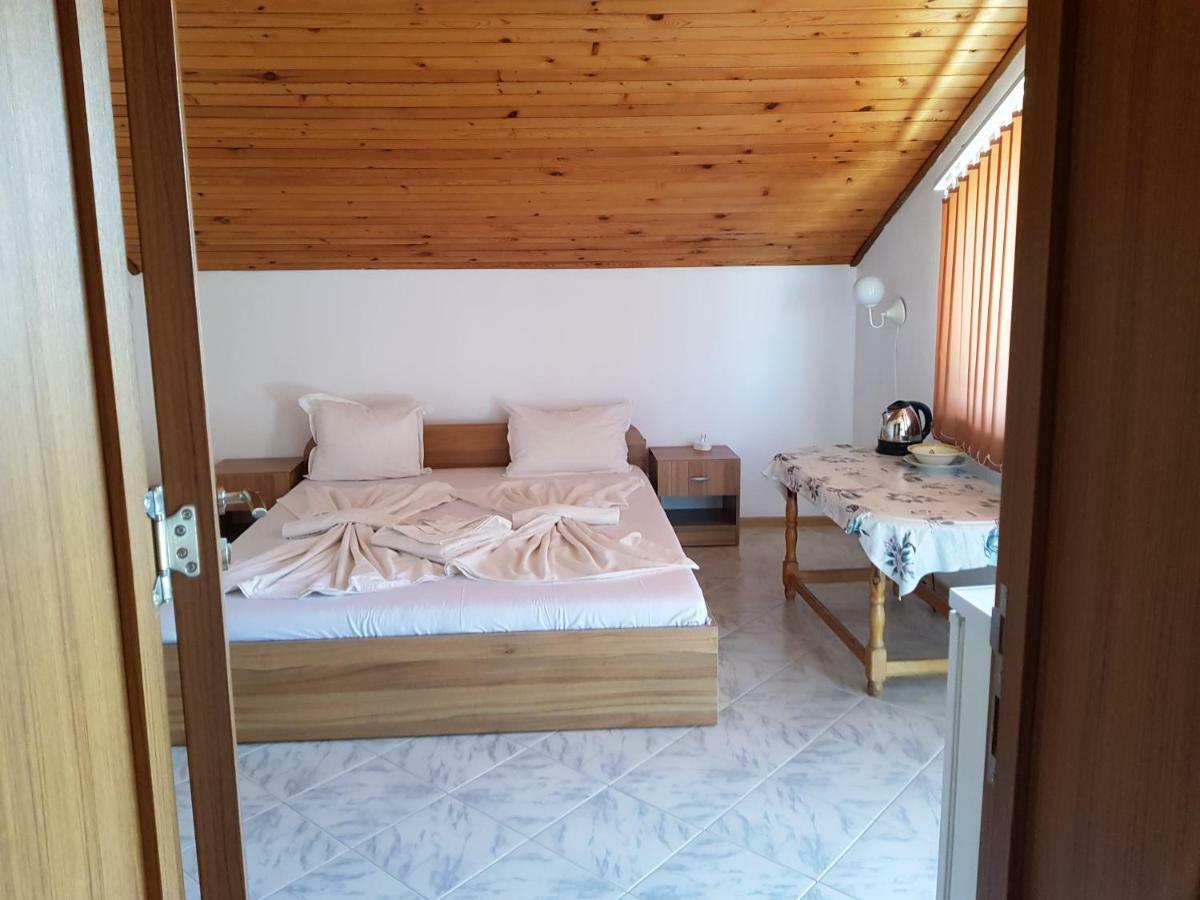 Vladimirov Guest House Primorsko Zewnętrze zdjęcie